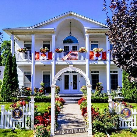 The White House Boutique B&B Niagara-on-the-Lake Exteriör bild